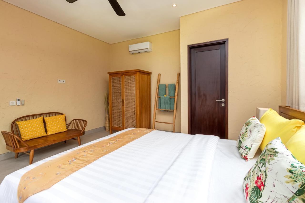 Villa Besakih 5BR, 5 mins to beach - Canggu Bagian luar foto